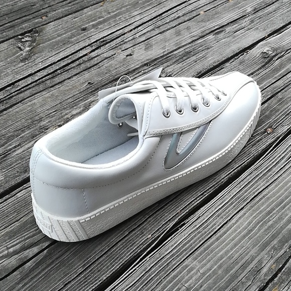 💲SOLD💲Tretorn Nylite 29 Plus Leather Fashion Sneakers - Picture 3 of 8